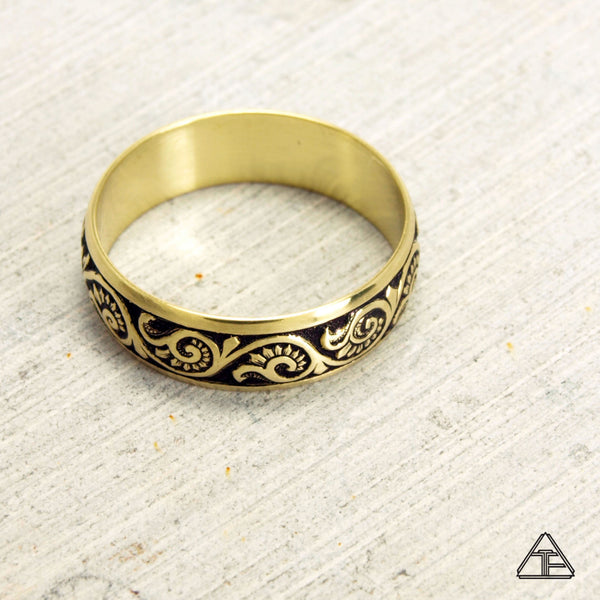 Huck: Hand Engraved Band / Ring