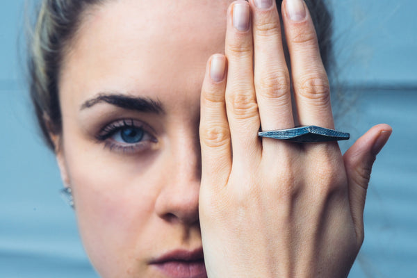 Lattice: Stealth Double Ring Sapphire